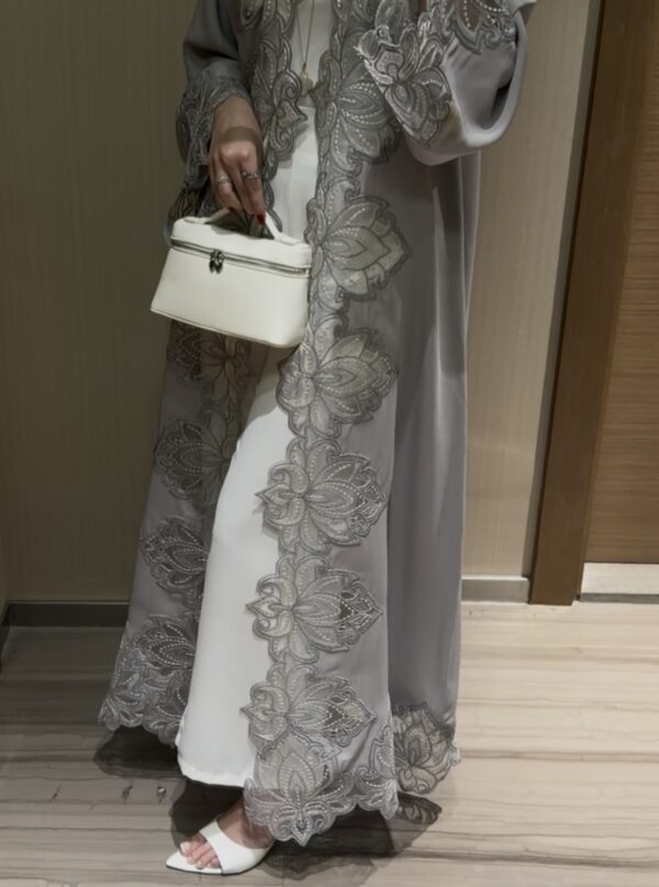 Abaya 111